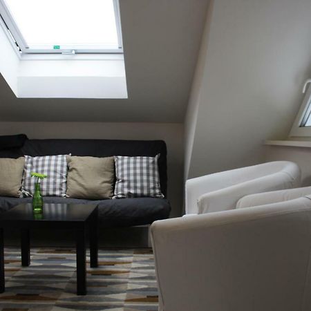 Ferienwohnung Anna - Charmante Ferienwohnung In Bevorzugter Lage Konstanz Bagian luar foto