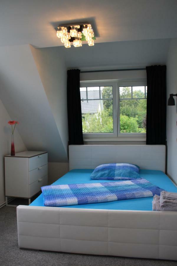 Ferienwohnung Anna - Charmante Ferienwohnung In Bevorzugter Lage Konstanz Bagian luar foto
